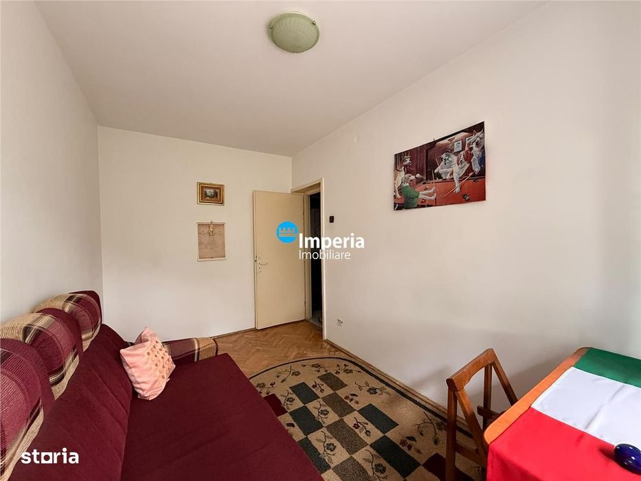 Apartament 3 cam, semi - decomandat, de vanzare zona Tatarasi - Flora