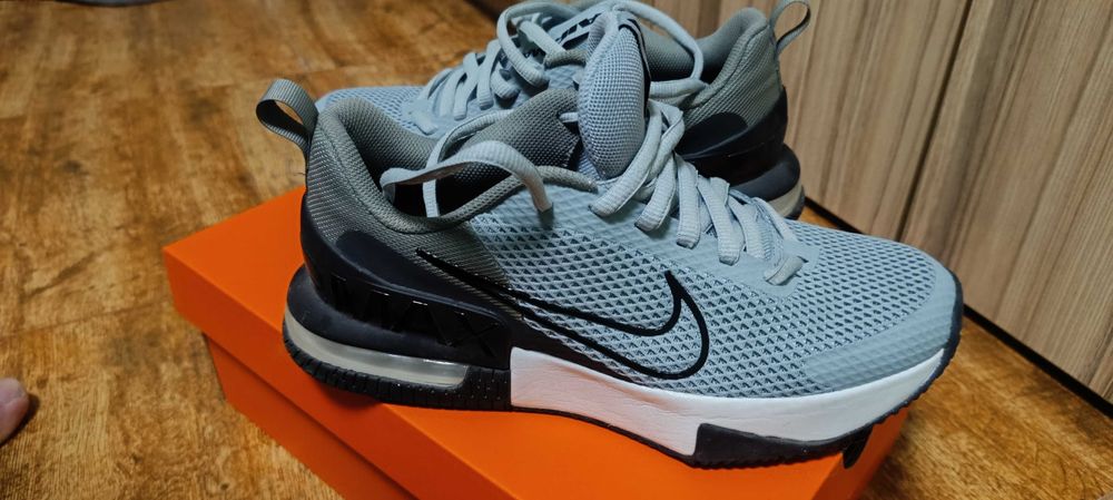 Оригинални маратонки Найк