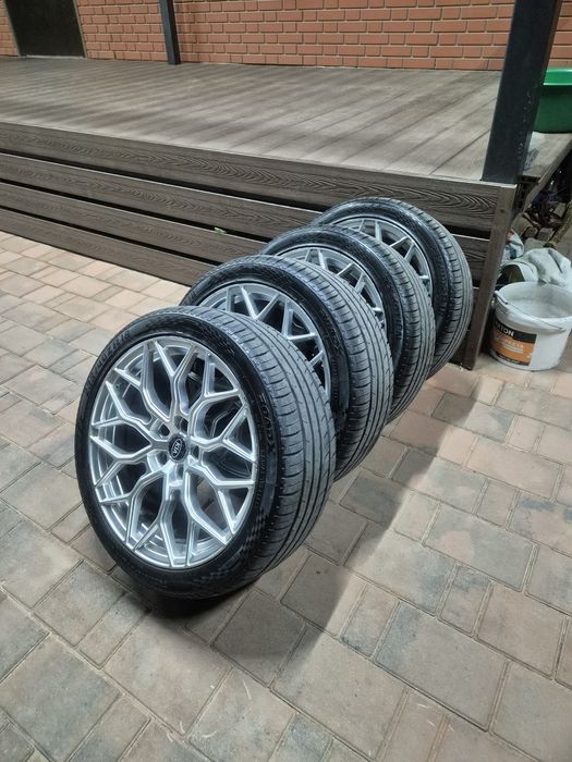 Продам комплект колёс 235 40 r18