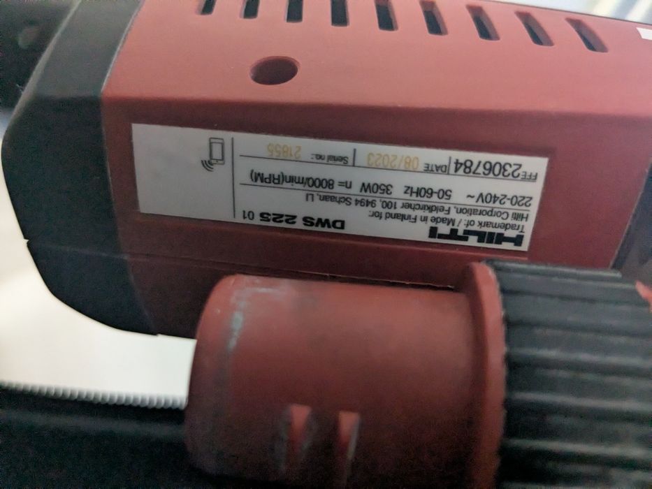 Hilti DWS 225 + Hilti VC 20M-X