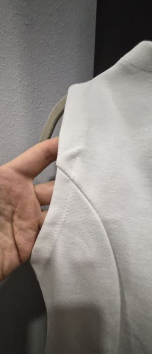 Bluza cambrata fara maneci
