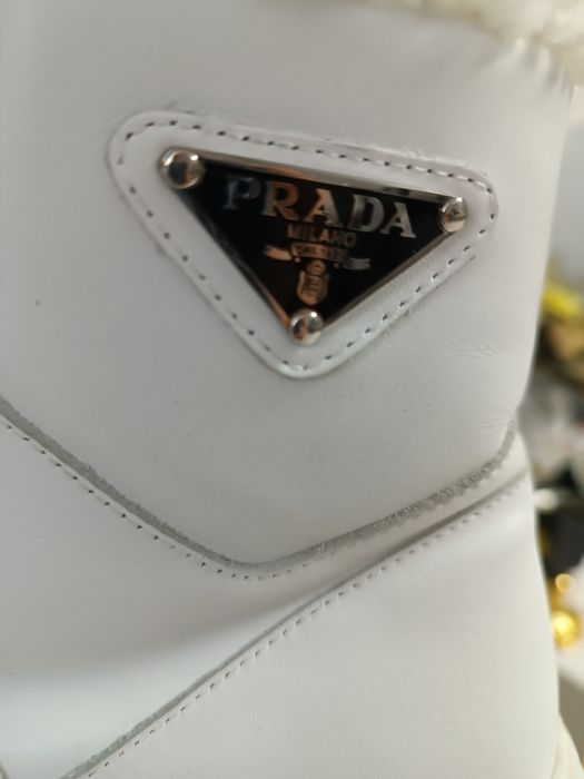 Зимние кроссовки Prada