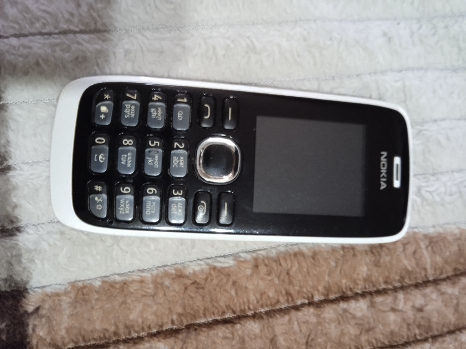 Продам телефон нокио