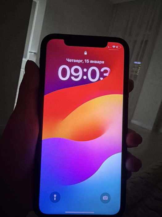 iPhone 11 в отличном состоянии