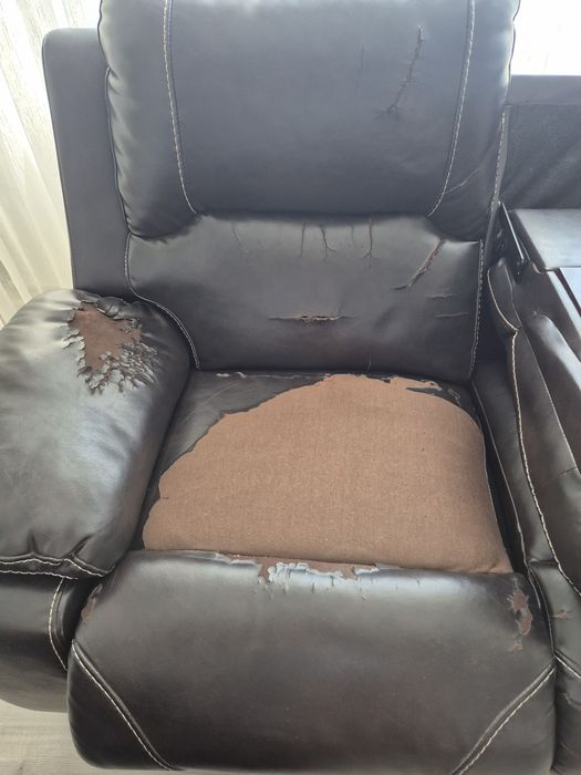 Vand set canapea  cu recliner