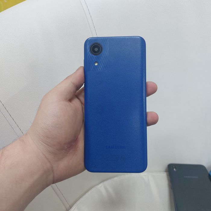 На продаже телефоны с 15 тысяч начинается