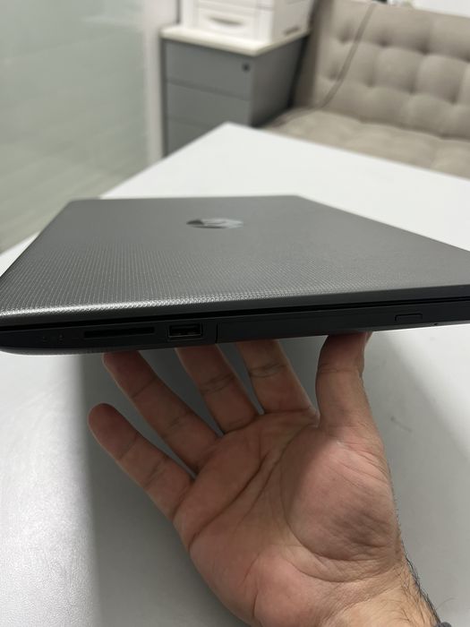 Laptop HP 250 G6 intel core i3-6006U