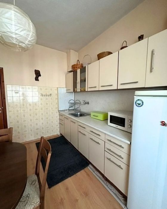 Продава се Тристаен апартамент в Стара Загора, Център - 72 кв.м за 1792 €/кв.м - Снимка #8