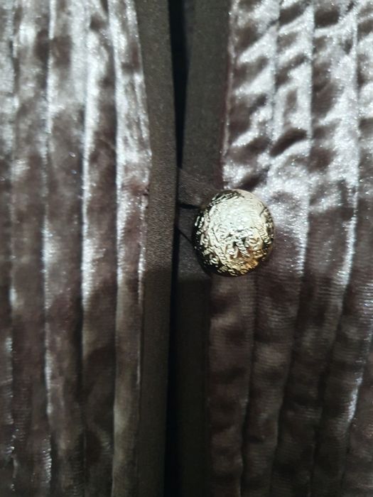 Продаю Пальто Бешпет