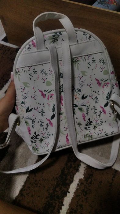 Продам женские рюкзак