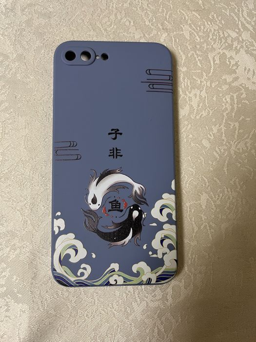 Vând doua huse pentru iphone 8