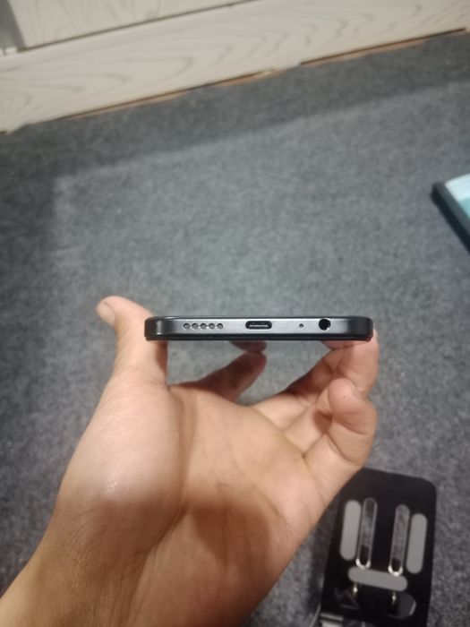 redmi 15C yangi karobkasi ham bor