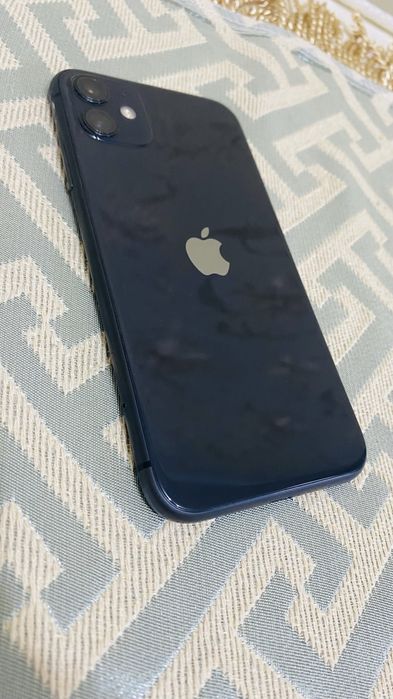 iPhone 11 срочно продам