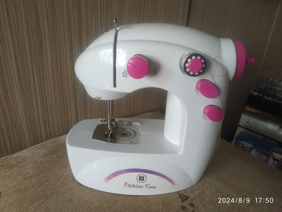 Детска шевна машина Fashion Tame