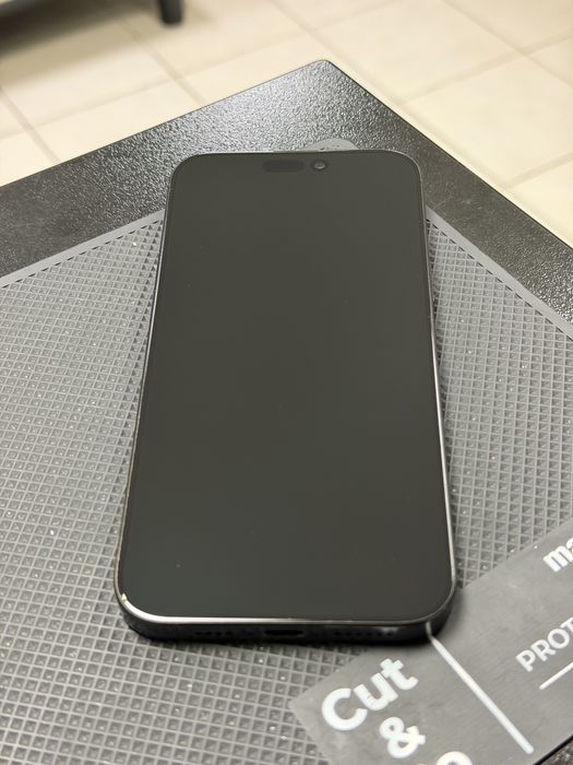 Apple iPhone 16 Pro Max,Black Titanium,256GB *КатоНов*1г Гаранция*