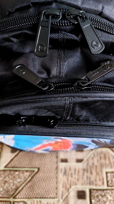 Рюкзак школьный НОВЫЙ