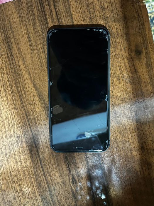 iPhone 11  128gb