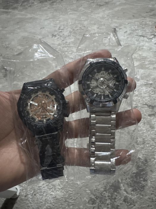 Часы очен стильные