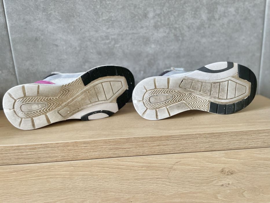 Сникърси/маратонки Guess 36н