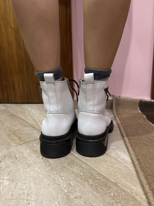 Дамски боти зимни