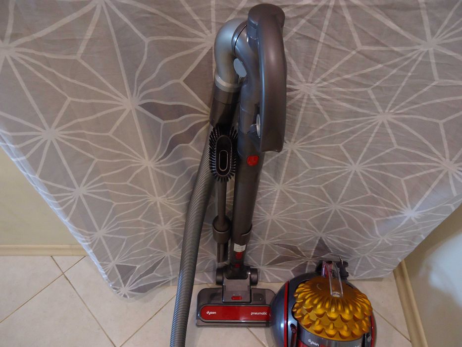 Прахосмукачка Dyson Big Ball Absolute 2