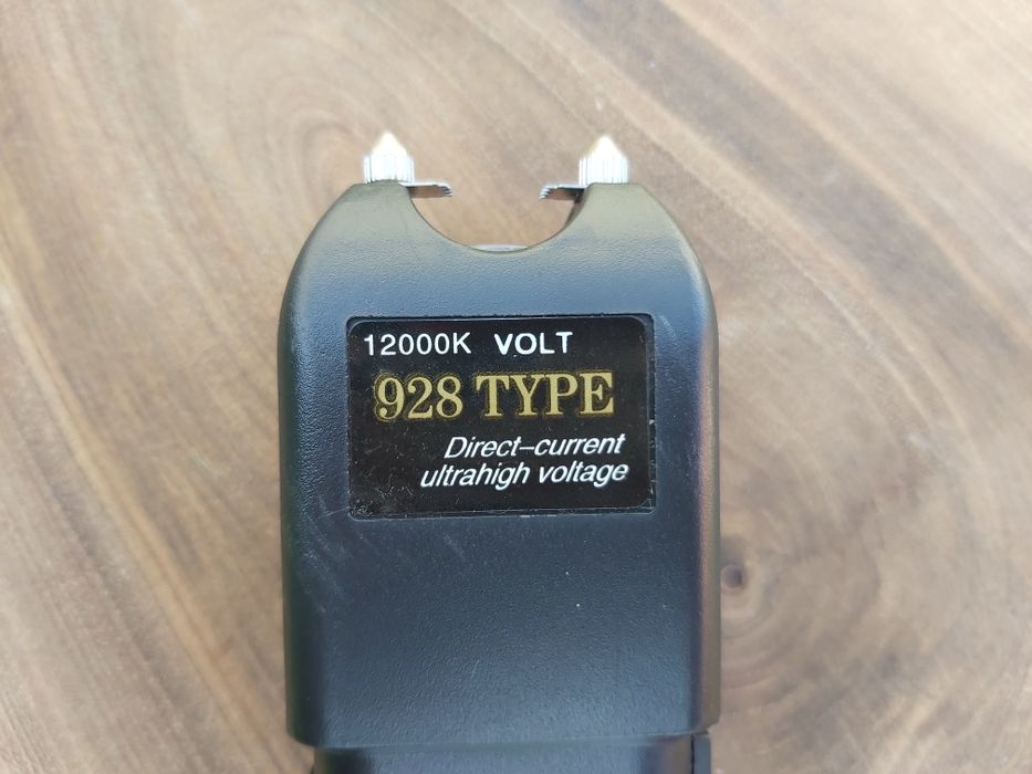 Мощен електрошок 928 TYPE с фенер