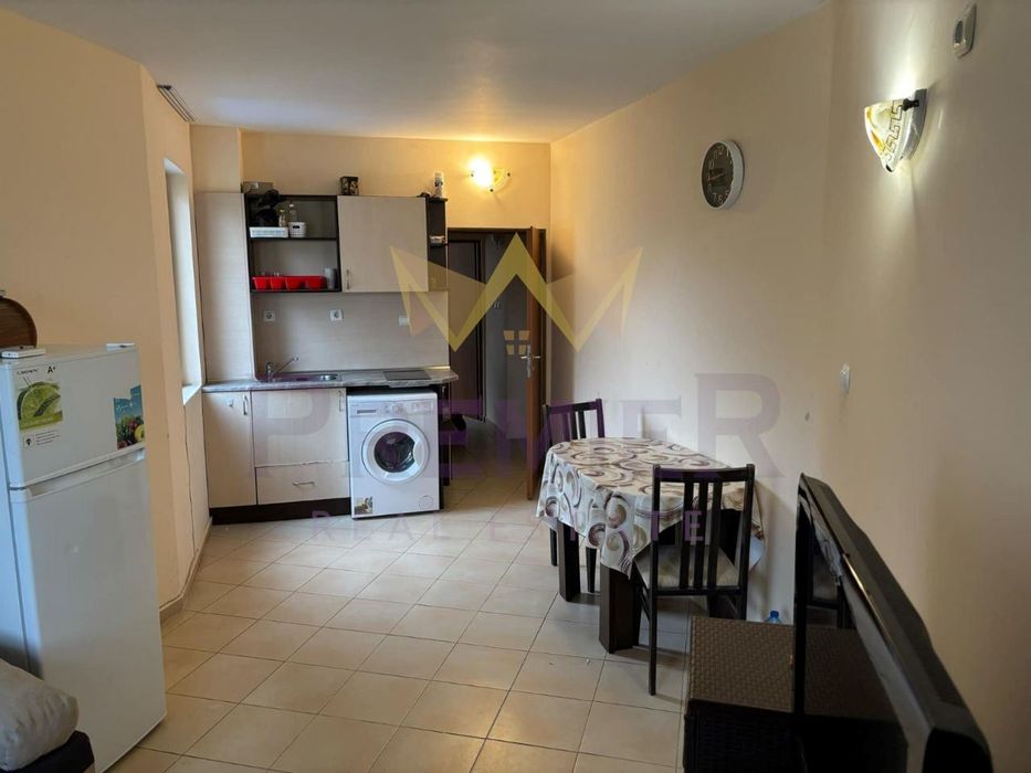 Двустаен в Слънчев бряг