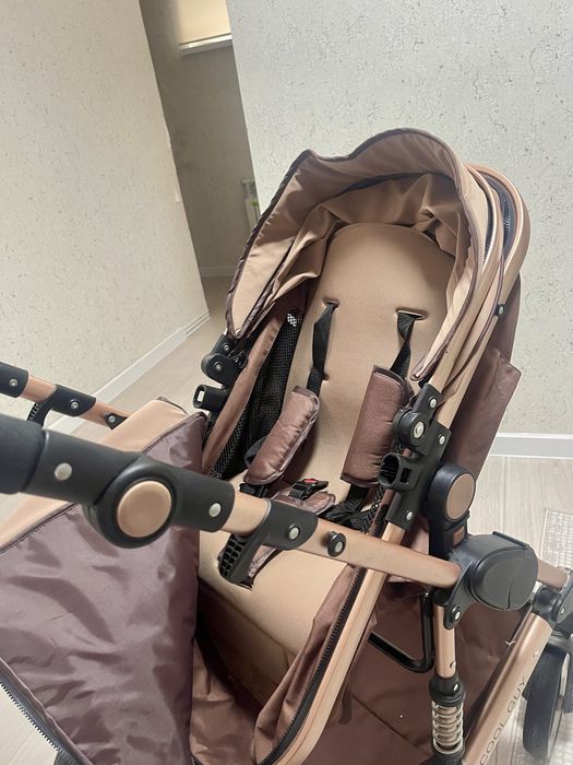 Детская коляска для прогулок