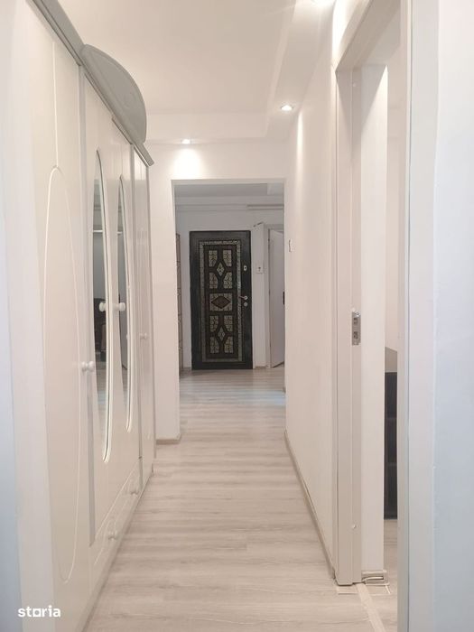 Apartament 3 camere Independentei