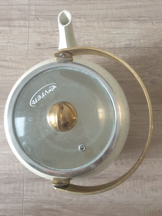 Продается набор чайников