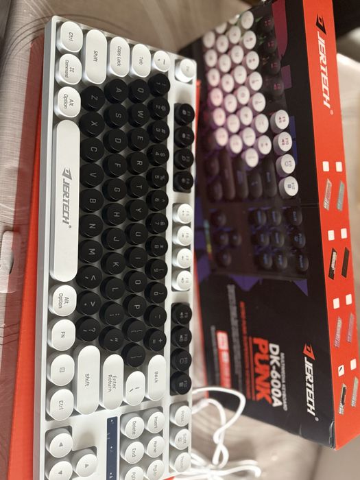 Механична клавиатура