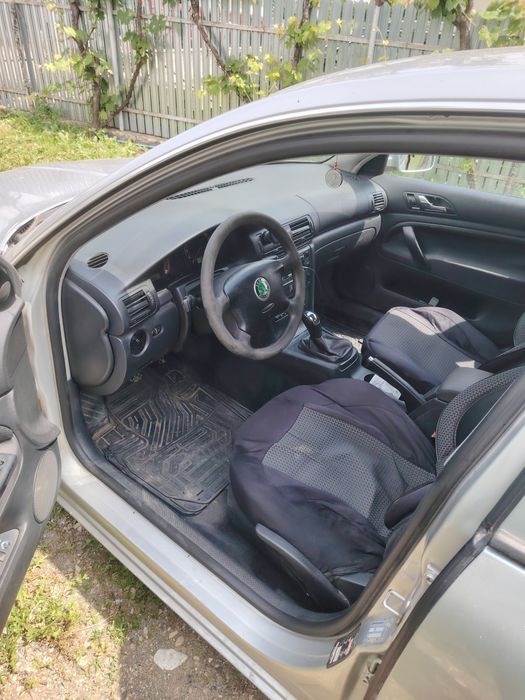 Vând Skoda superb
