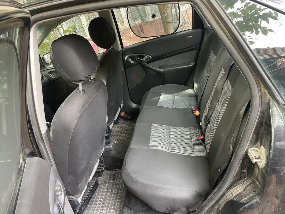FORD Focus 2004 — imagine 2