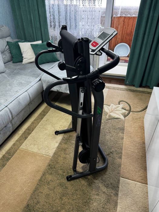 Беговая дорожка.