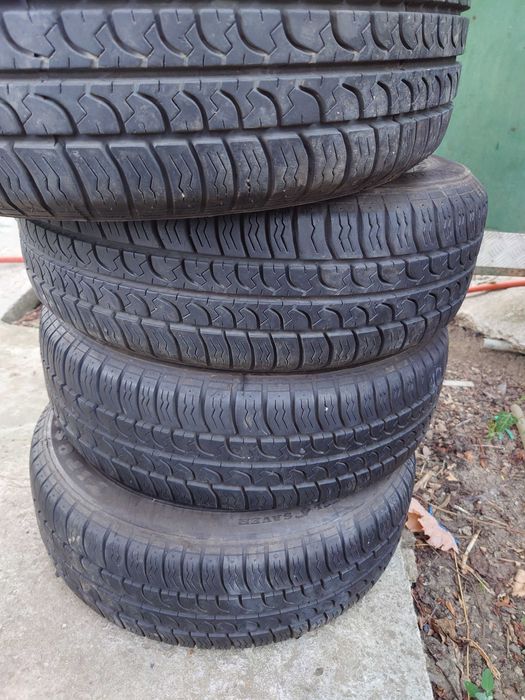 Vand roti  auto logan si remorca