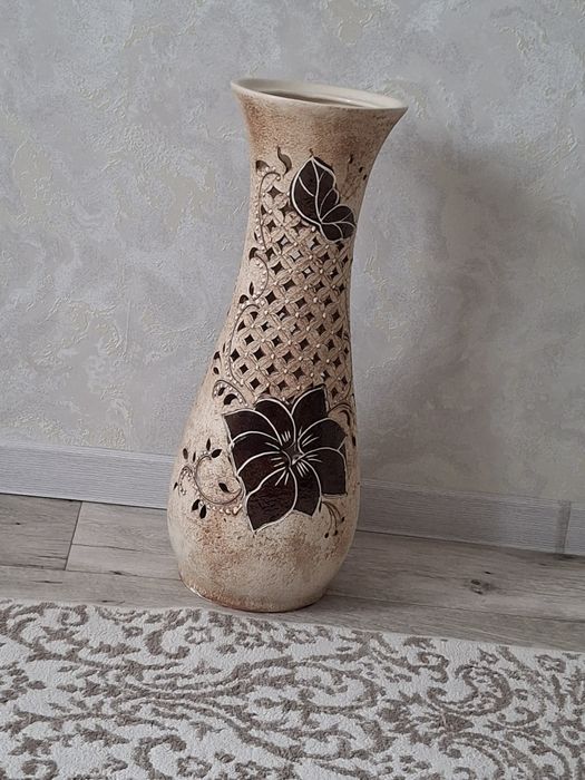 Продам вазы для цветов