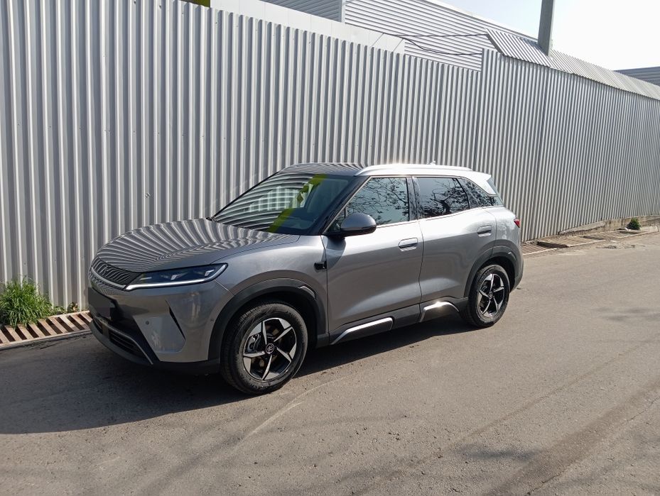 YUAN UP SMART full (лидар, хедап, 540 камера) сотилади