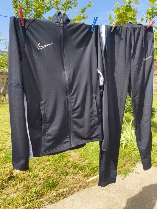 Спортен екип NIKE