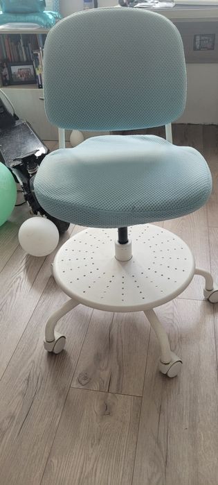 Детски стол на Икуя