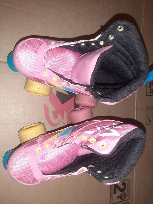 Ролкови кънки за момиче 31/32 номер