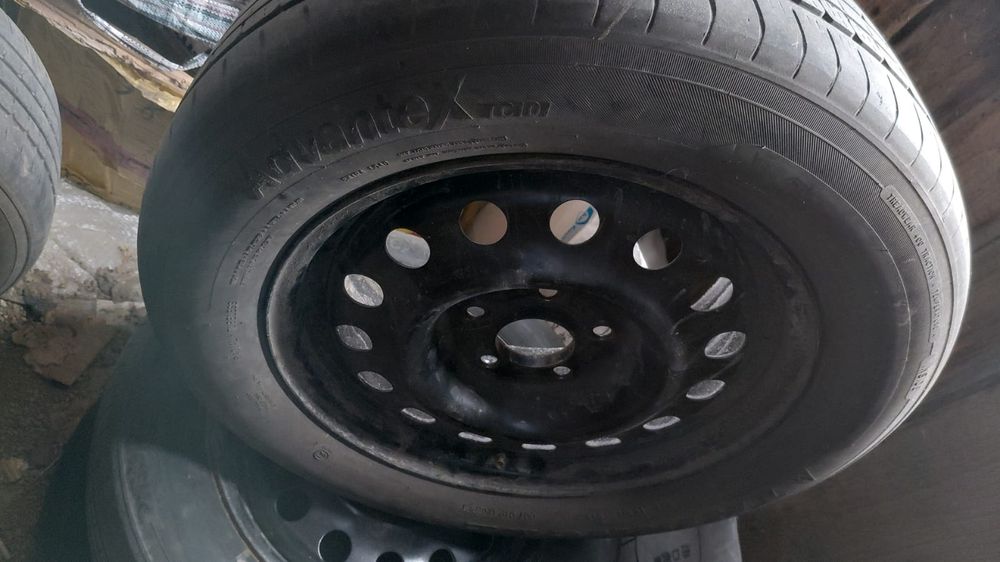 Продам летние шины