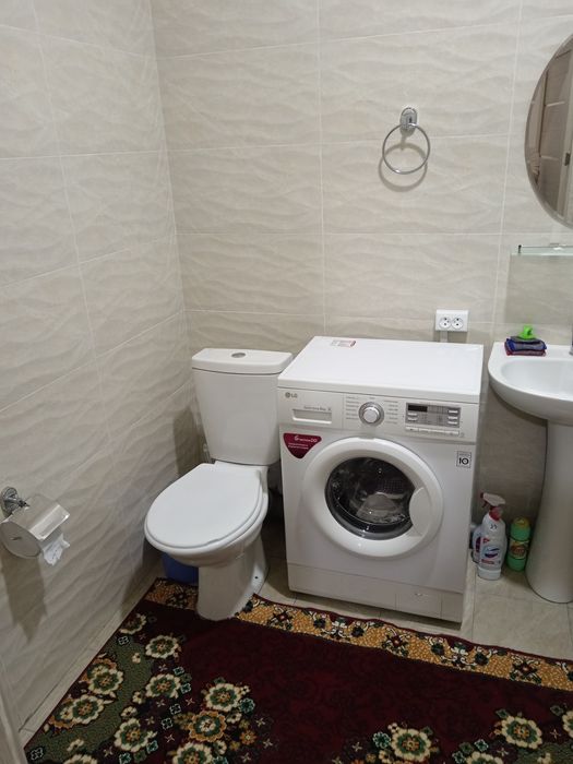 Квартира чистая, без хозяйки.