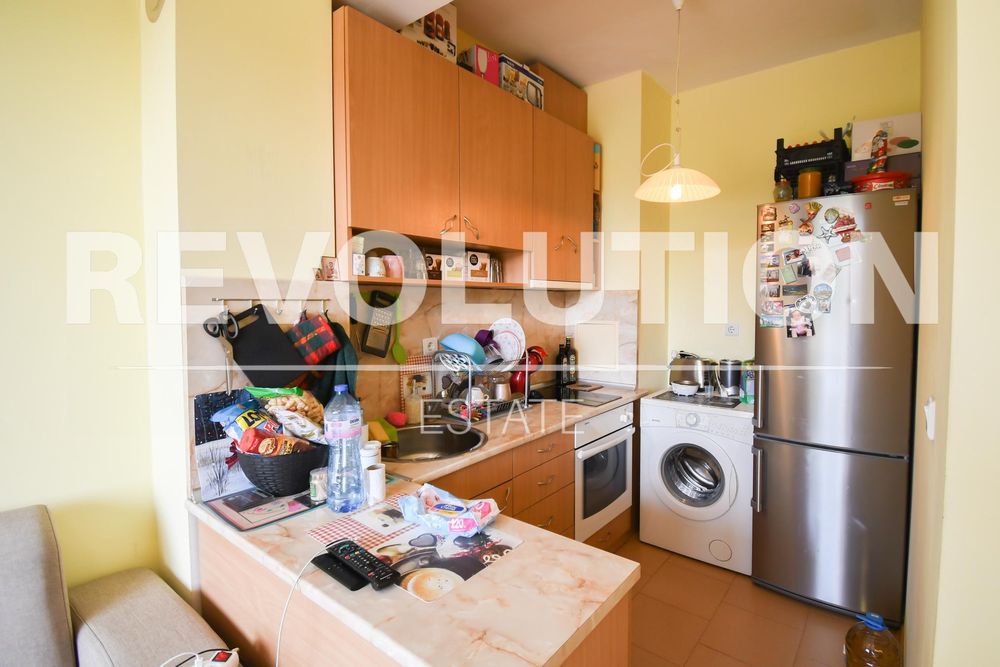 Дава се под наем Двустаен апартамент в София, Дианабад - 50 кв.м за 548.25 € - Снимка #3