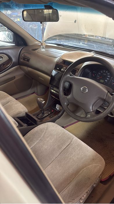 Nissan cefiro 2.0 акп белый жемчуг