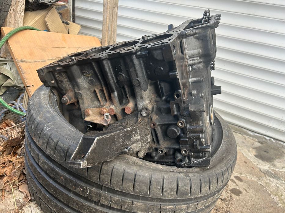 ЧАСТИ ЗА БМВ е46 320д 150кс. Цял мотор на части