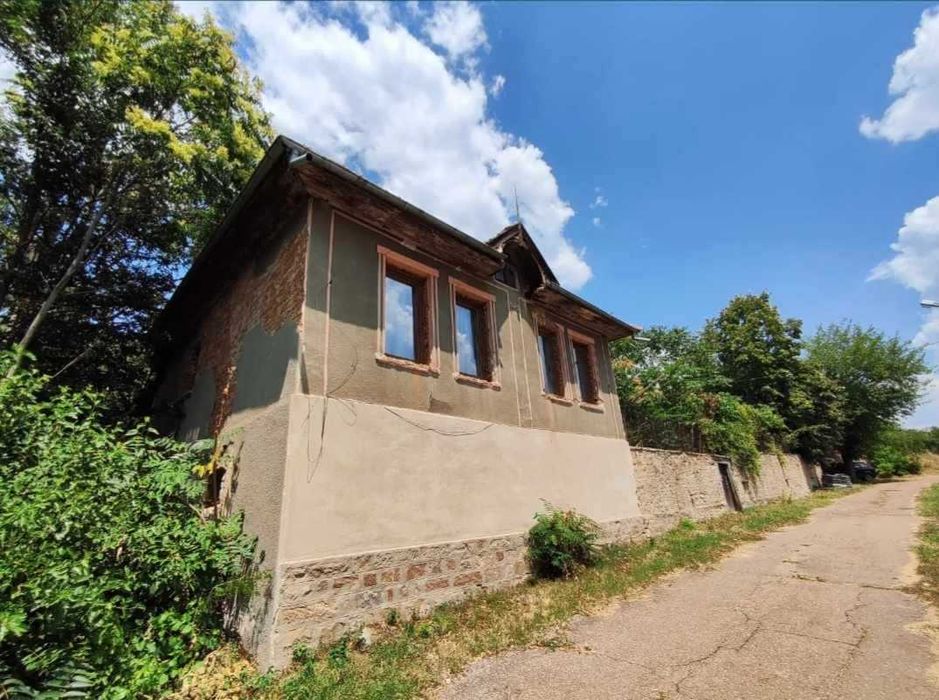 Къща в село Церова Кория