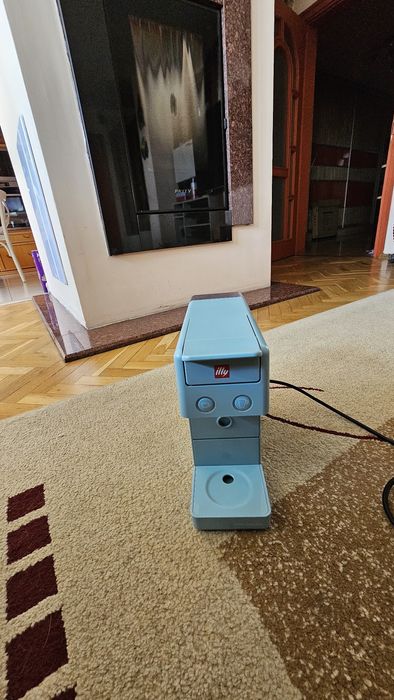 Кафемашина на капсули ILLY Iperespresso Y3