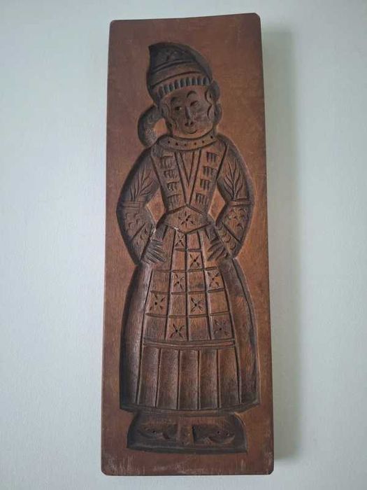 Panou sculptat în lemn de fag, stil german, semnat Sauerung – 50 cm, vintage
