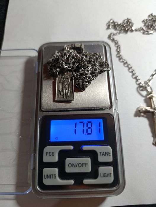 Продам серебро цепочку