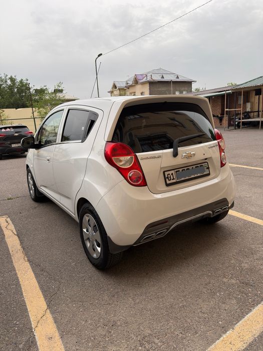 Chevrolet Spark 2015 — 2